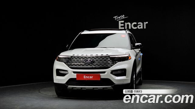 Ford Explorer 2020 — photo 3