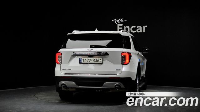 Ford Explorer 2020 — photo 4