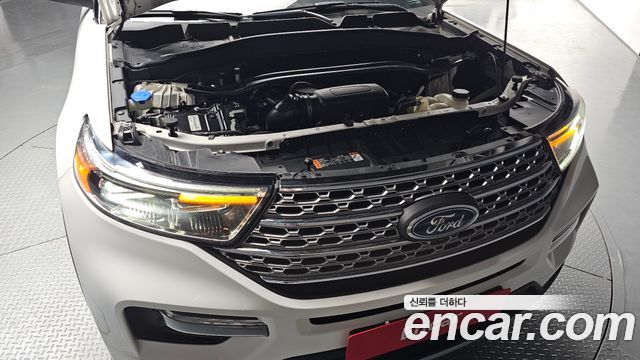 Ford Explorer 2020 — photo 6
