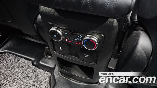 Ford Explorer 2020 — photo 33