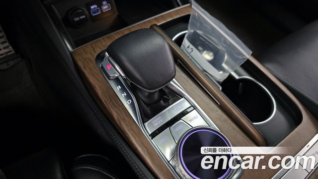 Kia K9 2023 — photo 9