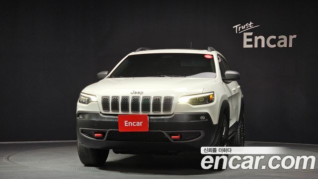 Jeep Cherokee 2019 — photo 3