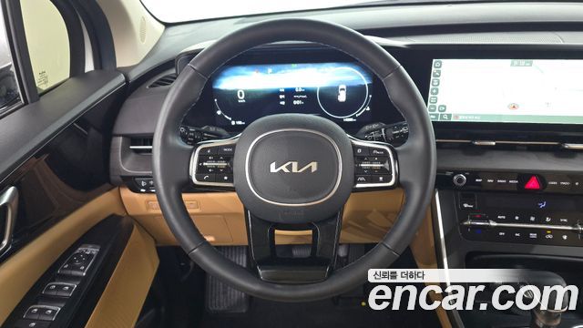 Kia Canival 2023 — photo 19