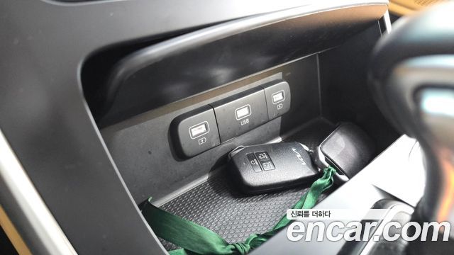 Kia Canival 2023 — photo 31
