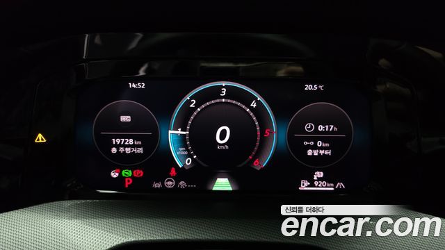 Volkswagen Golf 2025 — photo 8
