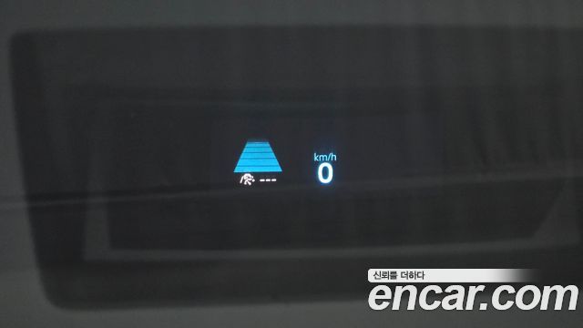 Volkswagen Golf 2025 — photo 16