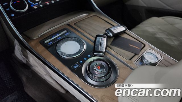 Genesis GV80 2022 — photo 12