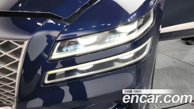 Genesis GV80 2022 — photo 8