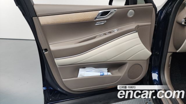 Genesis GV80 2022 — photo 14