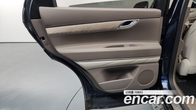 Genesis GV80 2022 — photo 15