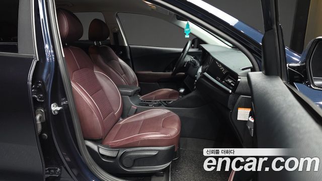 Kia Niro 2020 — photo 11