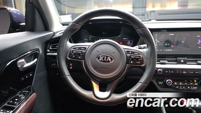 Kia Niro 2020 — photo 13