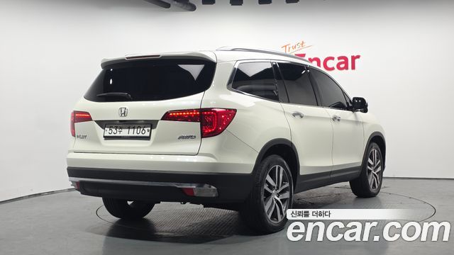 Honda Pilot 2018 — photo 2