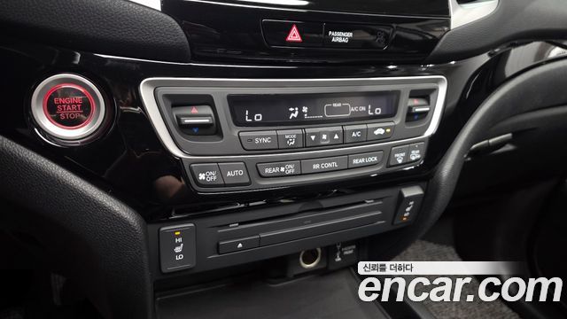 Honda Pilot 2018 — photo 16