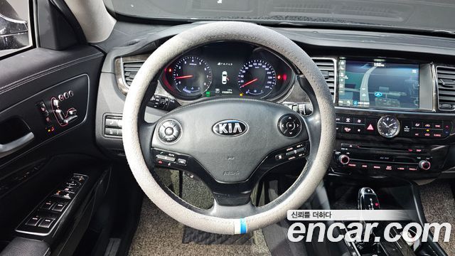 Kia K9 2015 — photo 13