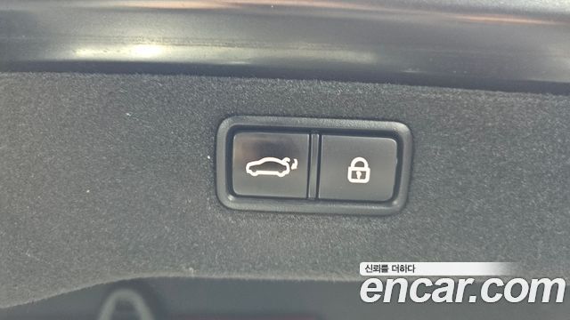 Kia K9 2015 — photo 17