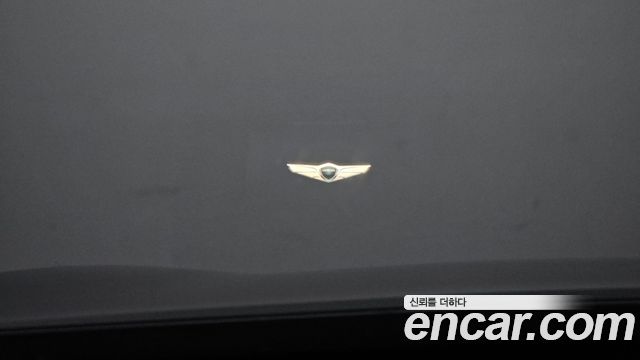 Genesis G80 2017 — photo 22
