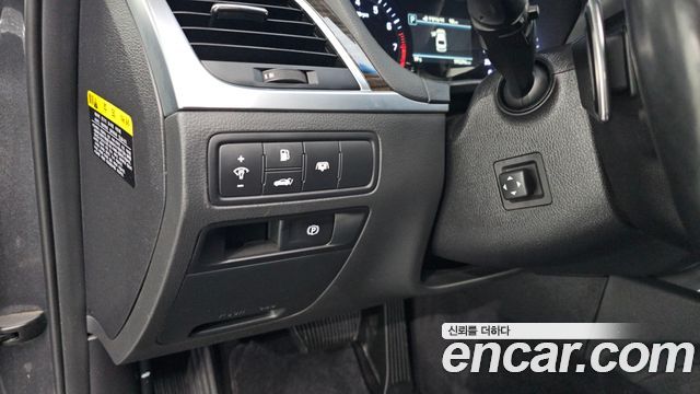 Genesis G80 2017 — photo 23