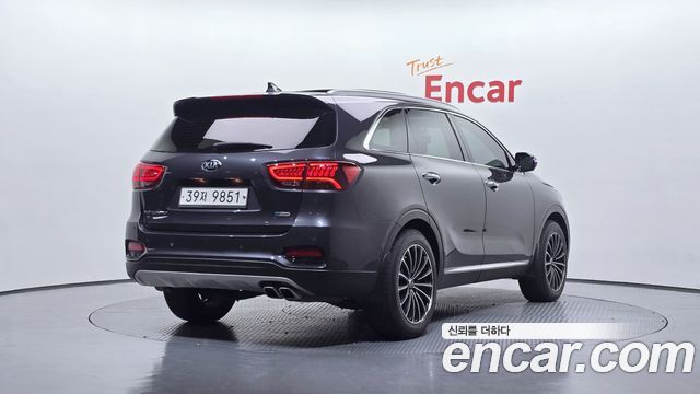Kia Sorento 2018 — photo 2
