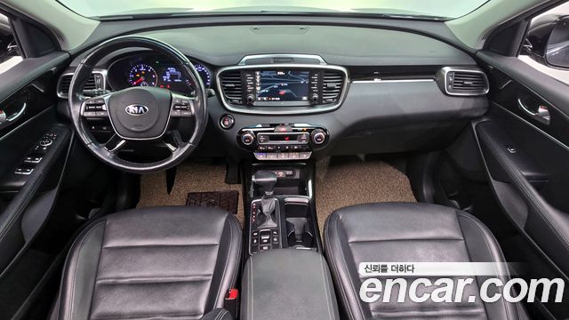 Kia Sorento 2018 — photo 10