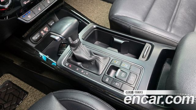 Kia Sorento 2018 — photo 12