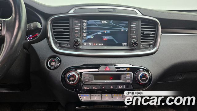 Kia Sorento 2018 — photo 20