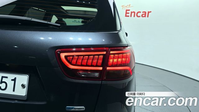 Kia Sorento 2018 — photo 9