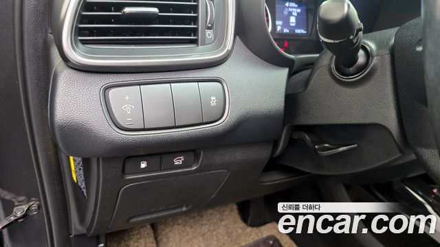 Kia Sorento 2018 — photo 28