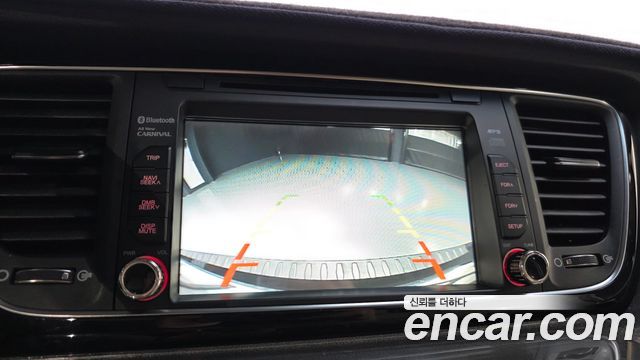 Kia Canival 2015 — photo 14