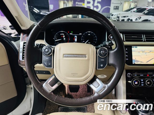 Land Rover Range Rover 2016 — photo 12