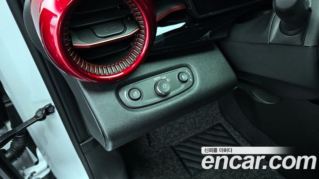 Chevrolet Korea Trax 2025 — photo 25