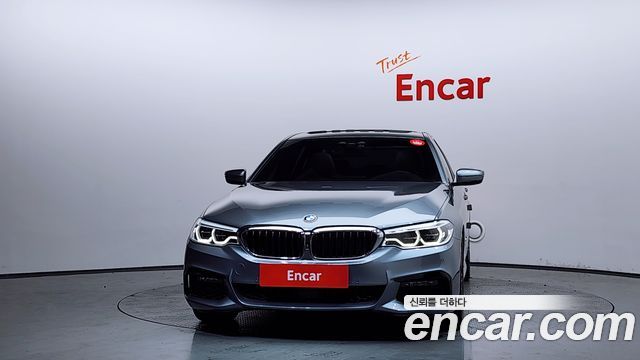 BMW 5-Series 2019 — photo 3