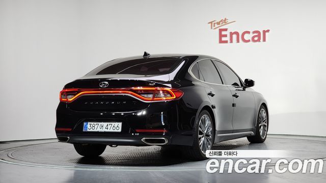 Hyundai Grandeur 2018 — photo 2