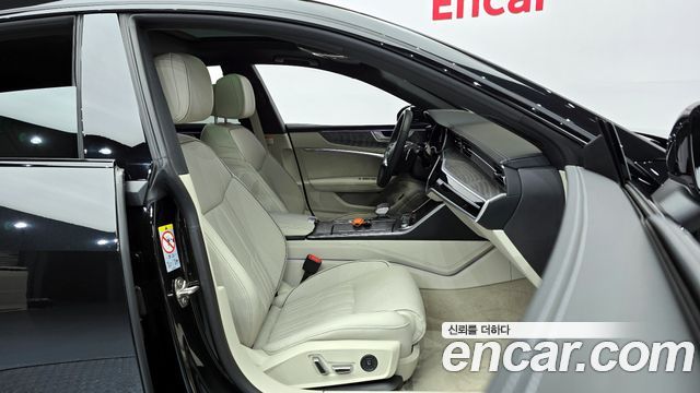 Audi A7 2025 — photo 11