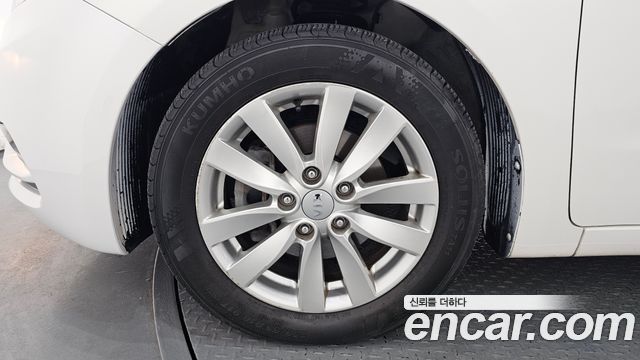 Kia K3 2014 — photo 5