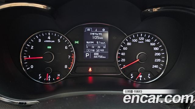 Kia K3 2014 — photo 11