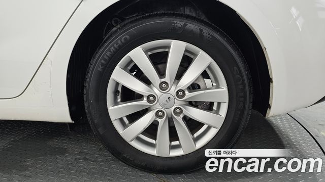Kia K3 2014 — photo 7