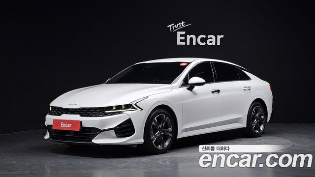 Kia K5 2023 — photo 1