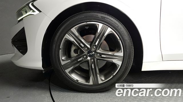 Kia K5 2023 — photo 5