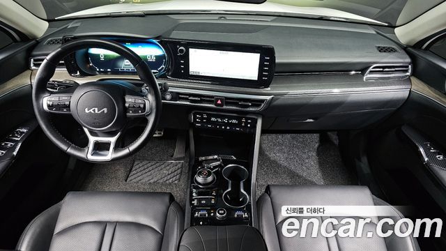 Kia K5 2023 — photo 7