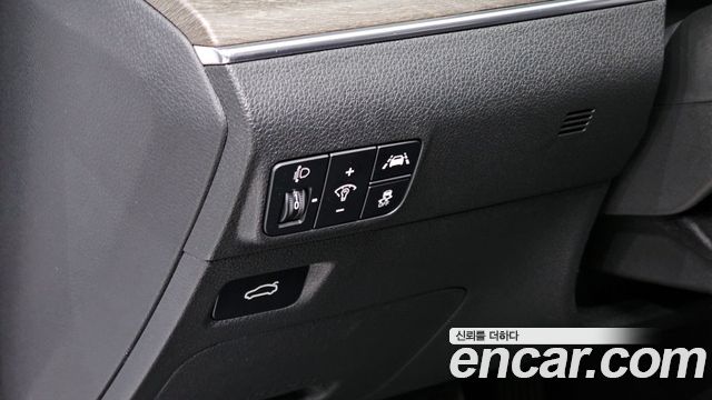 Kia K5 2023 — photo 16