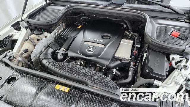 Mercedes-Benz GLE-Class 2022 — photo 6