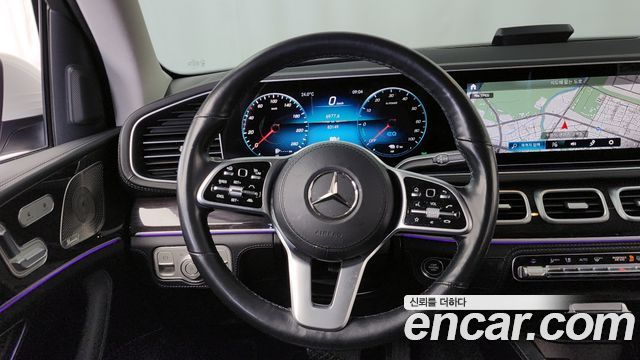 Mercedes-Benz GLE-Class 2022 — photo 19