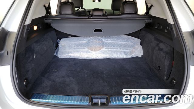 Mercedes-Benz GLE-Class 2022 — photo 26