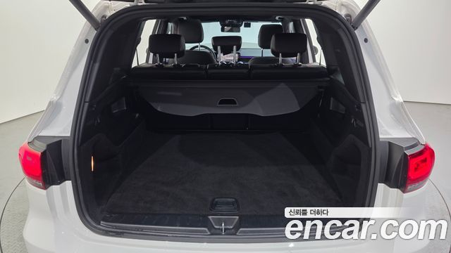 Mercedes-Benz GLB-Class 2023 — photo 20