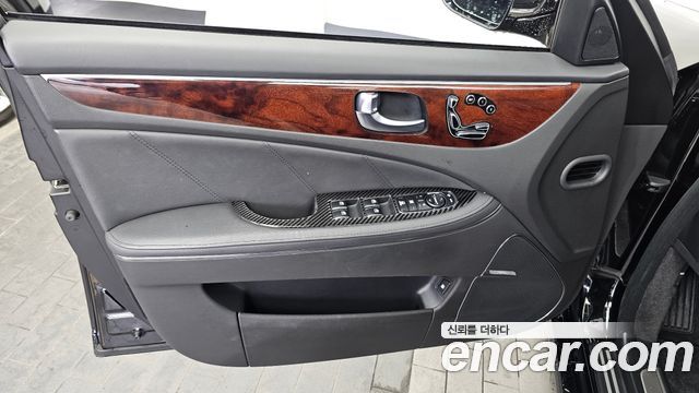 Hyundai Equus 2015 — photo 14