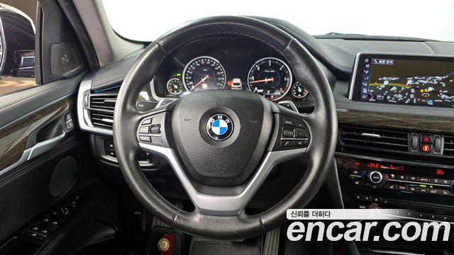 BMW X6 2017 — photo 13