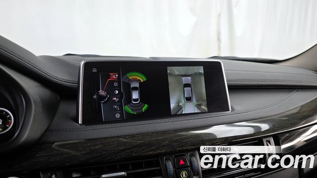 BMW X6 2017 — photo 14