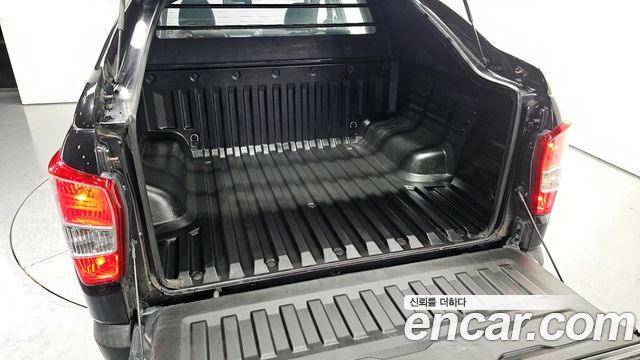 KG Mobility Rexton 2019 — photo 20
