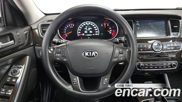 Kia K7 2014 — photo 12